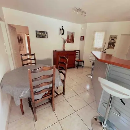 Villa Familiale 8 Personnes, Piscine Chauffee A 10 Kms De La *