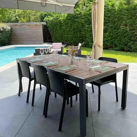 Familiale 8 Personnes, Piscine Chauffee A 10 Kms De La * Saubion