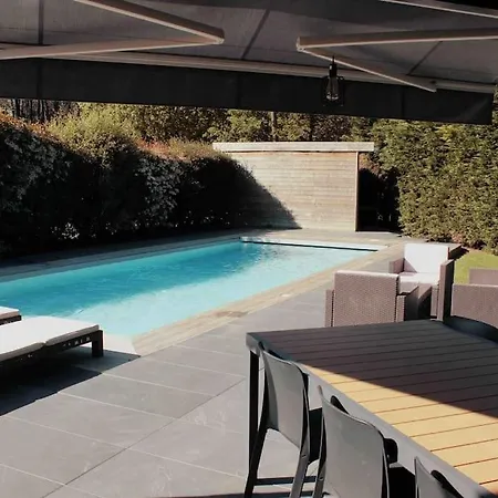 Familiale 8 Personnes, Piscine Chauffee A 10 Kms De La Villa *