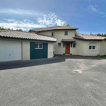 Villa Familiale 8 Personnes, Piscine Chauffee A 10 Kms De La Saubion